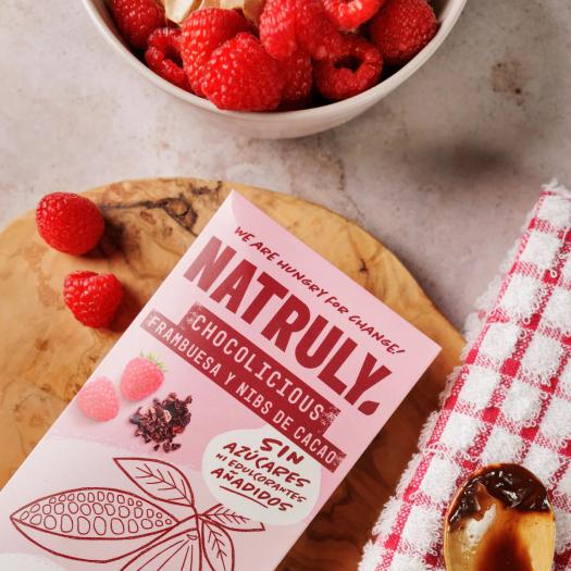Chocolicious con Frambuesa y Nibs de Cacao Natruly 85g