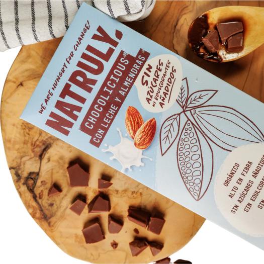 Chocolicious con Leche y Almendra Natruly 85g