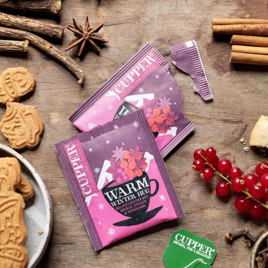 Infusión Winter Warm Hug Frutos Rojos Canela y Anís Cupper Bio 20 bolsitas